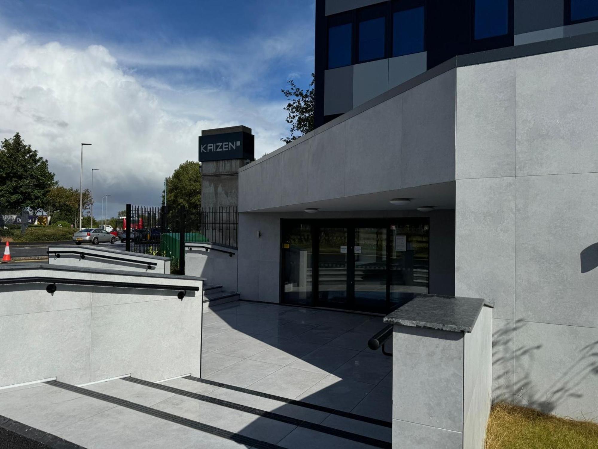 The Kaizen Leilighet West Bromwich Eksteriør bilde